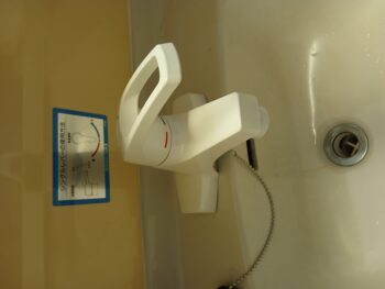 洗面所水栓交換